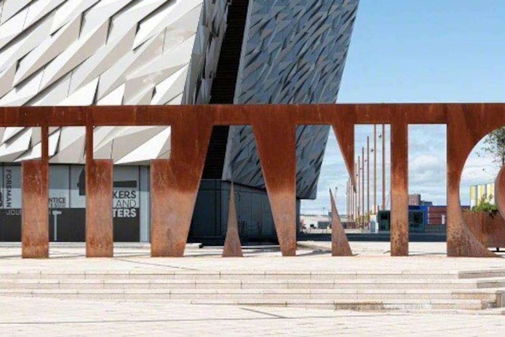 Titanic Quarter Apartment Belfast Eksteriør billede